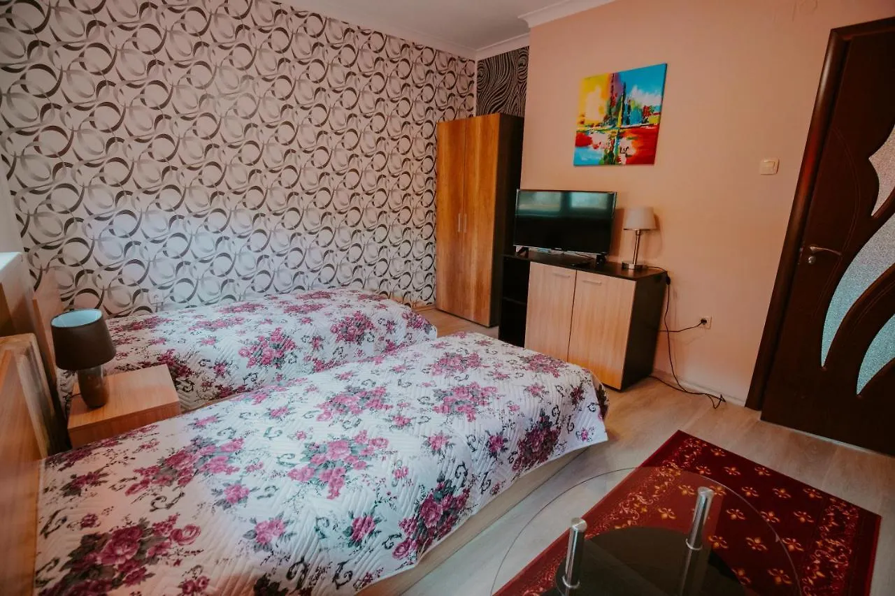 Dimitrovi Rooms의 연락처